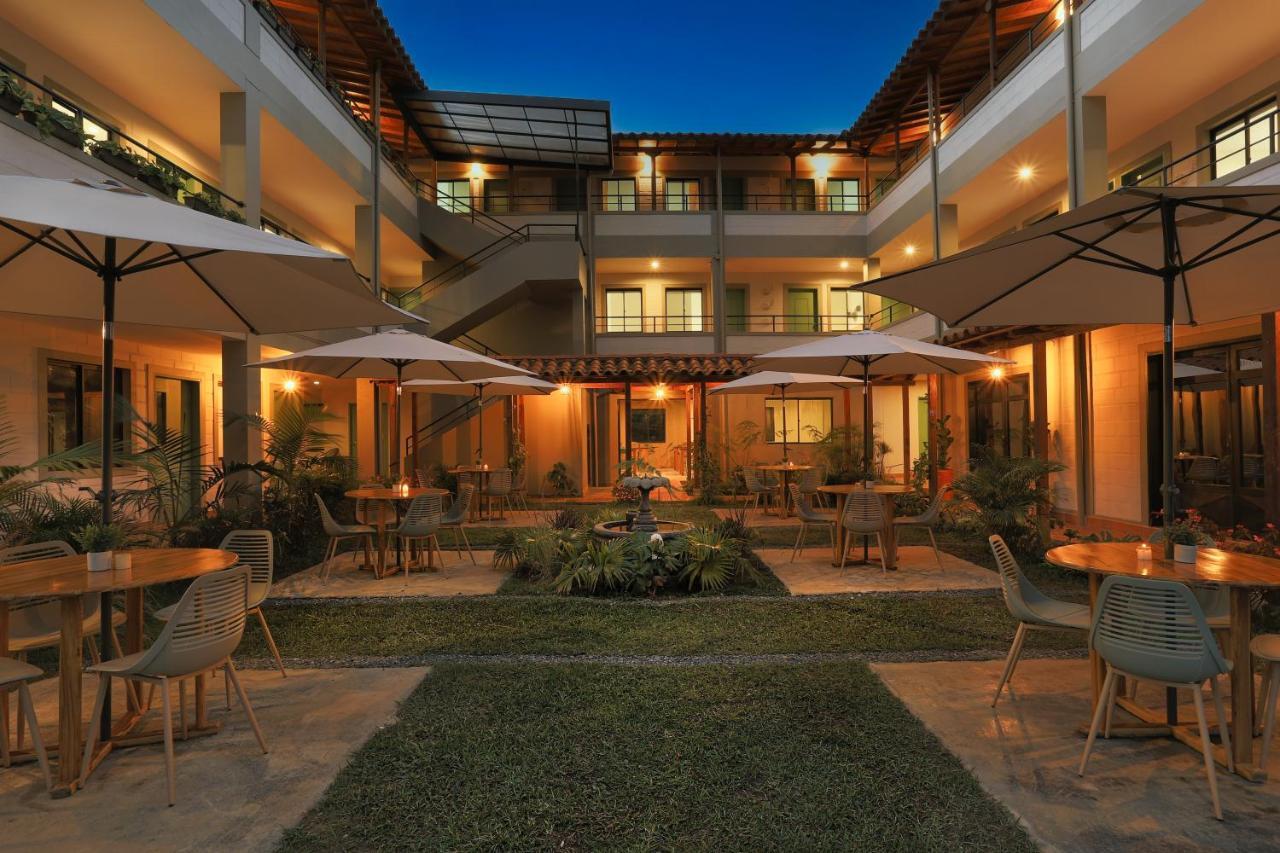 Soy Local Guatape Hotel Eksteriør billede