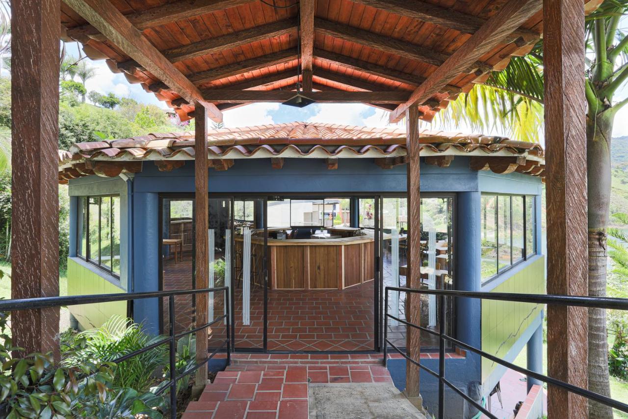 Soy Local Guatape Hotel Eksteriør billede