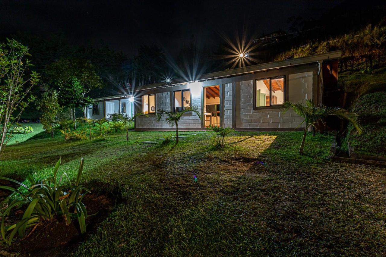 Soy Local Guatape Hotel Eksteriør billede
