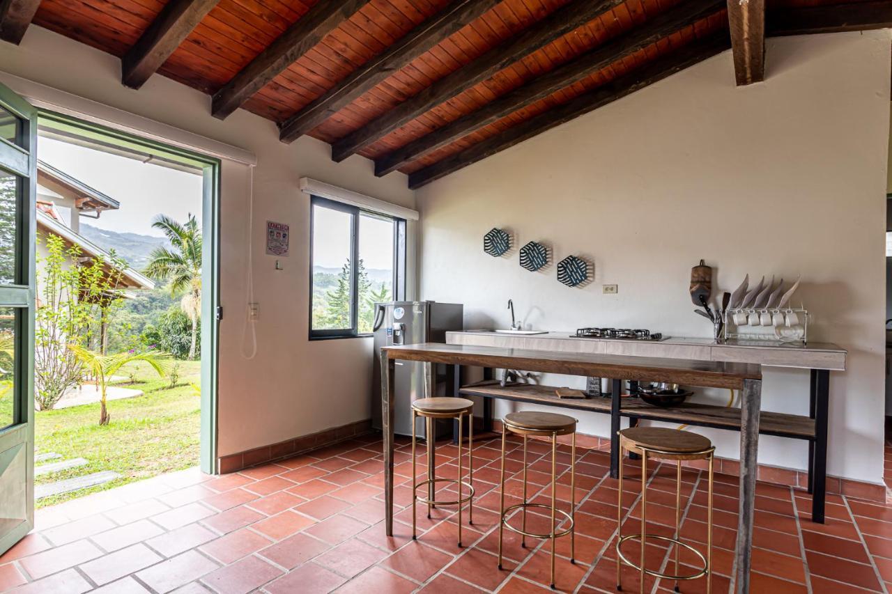 Soy Local Guatape Hotel Eksteriør billede
