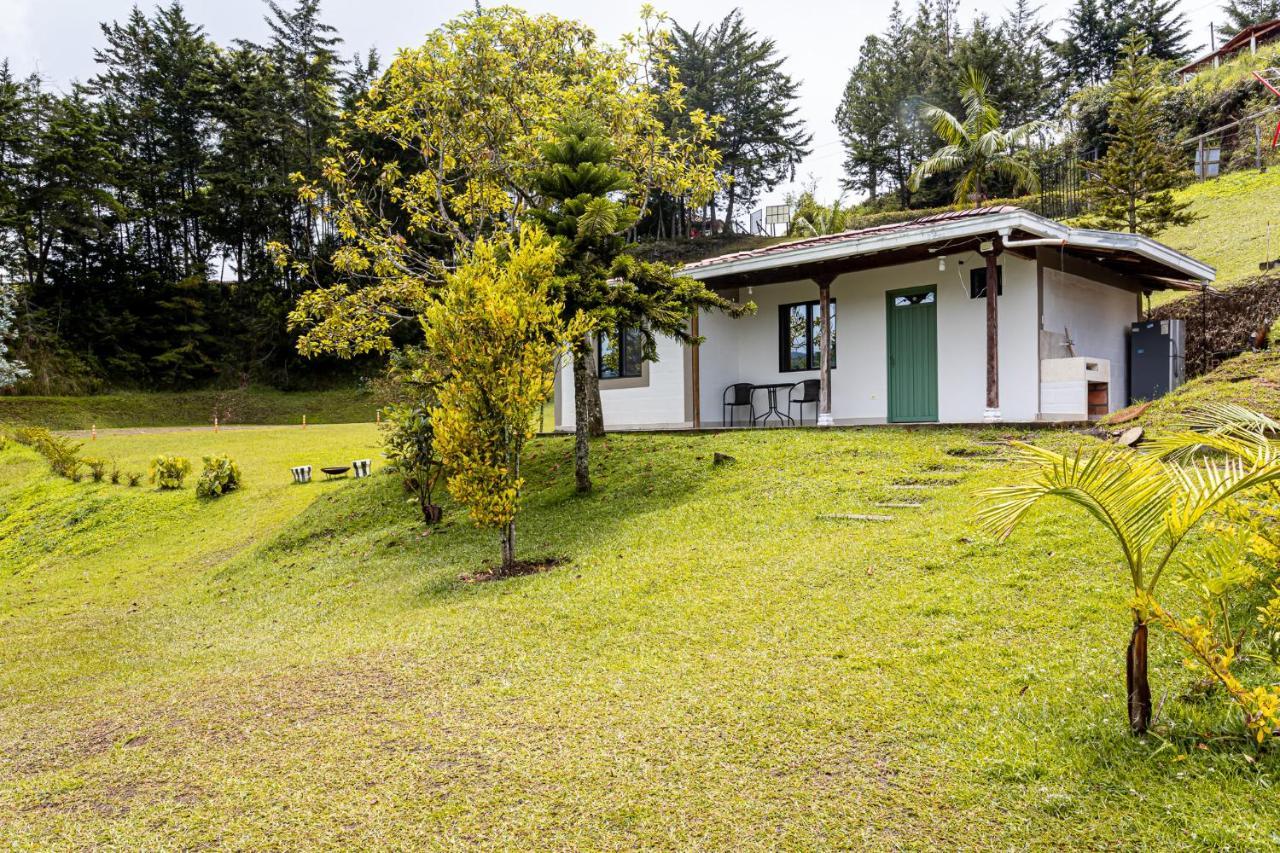 Soy Local Guatape Hotel Eksteriør billede