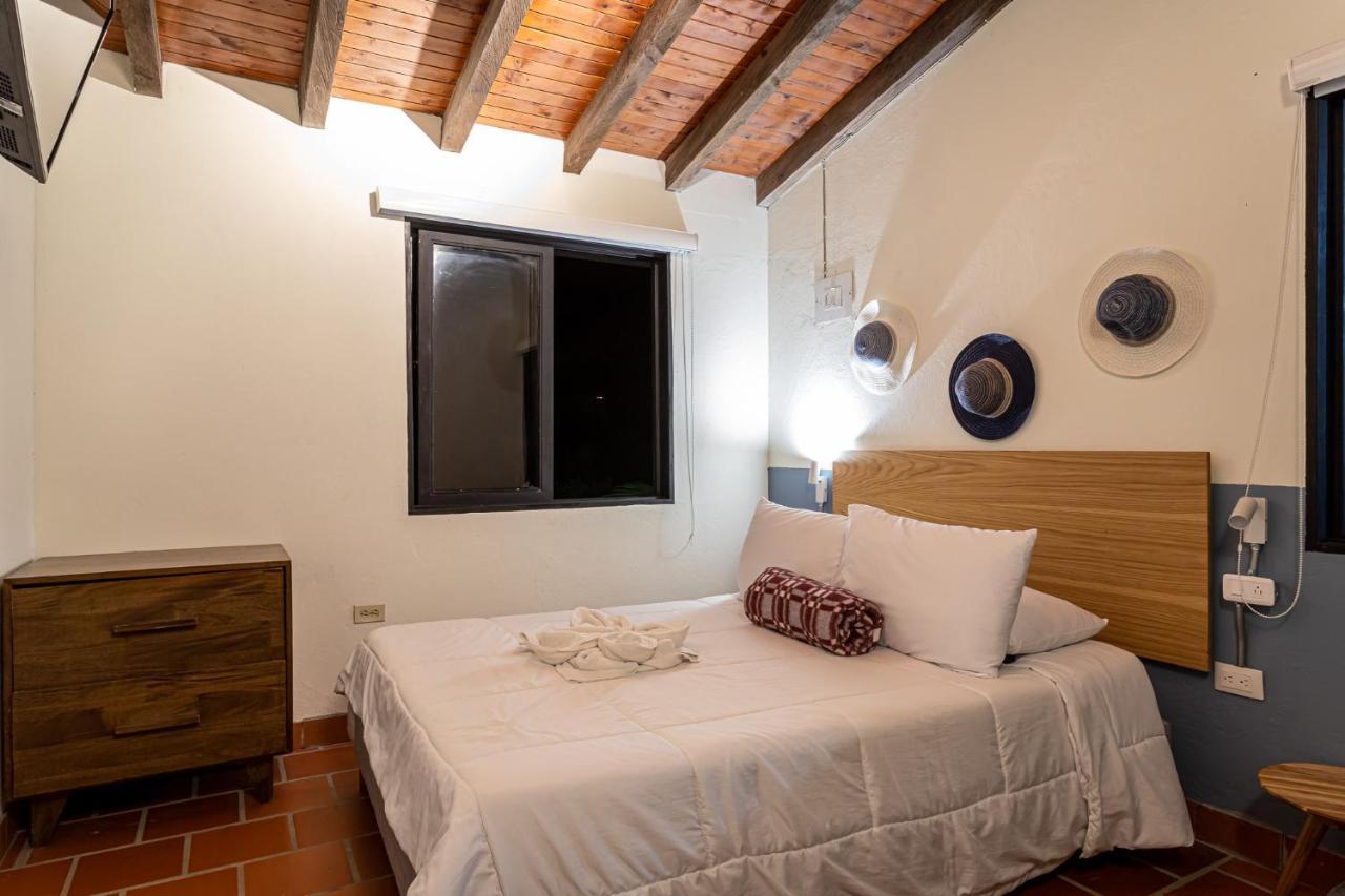 Soy Local Guatape Hotel Eksteriør billede
